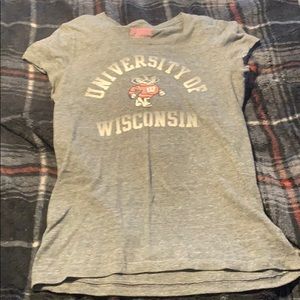 UW WI badgers t-shirt